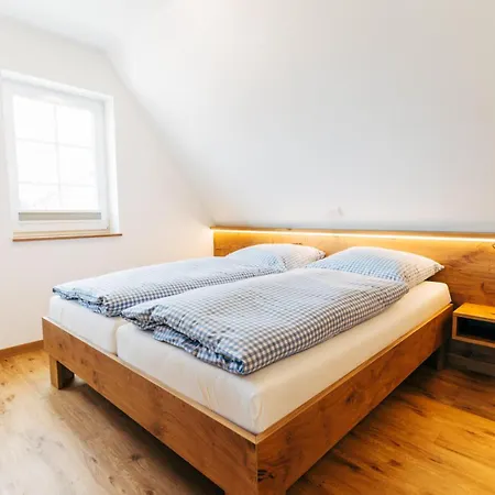 Hof Koehne - Landvergnuegen Rechts *